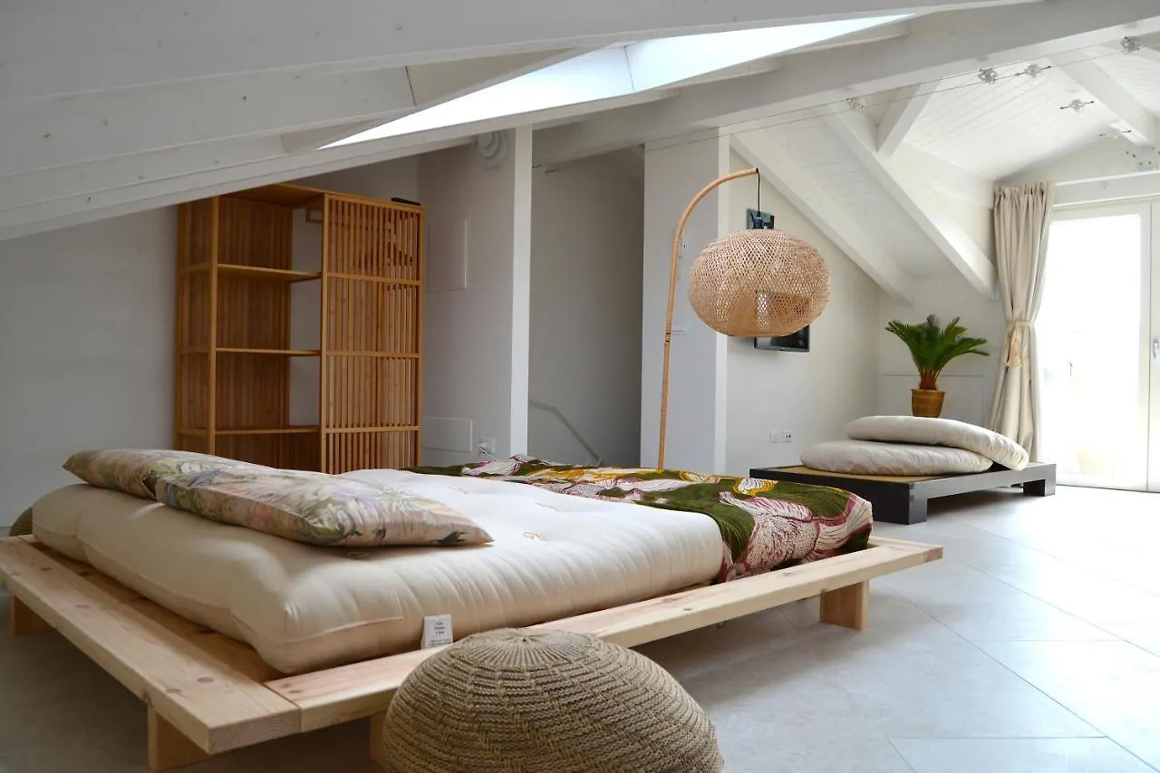 Zen Ar Holiday-Home 페스키에라델가르다 아파트